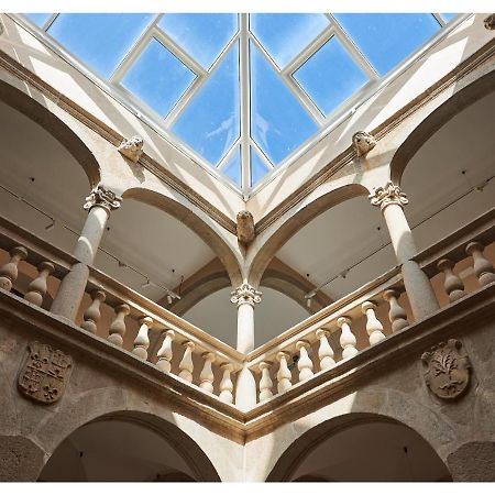 Hotel Casa Palacio Pereros Caces エクステリア 写真