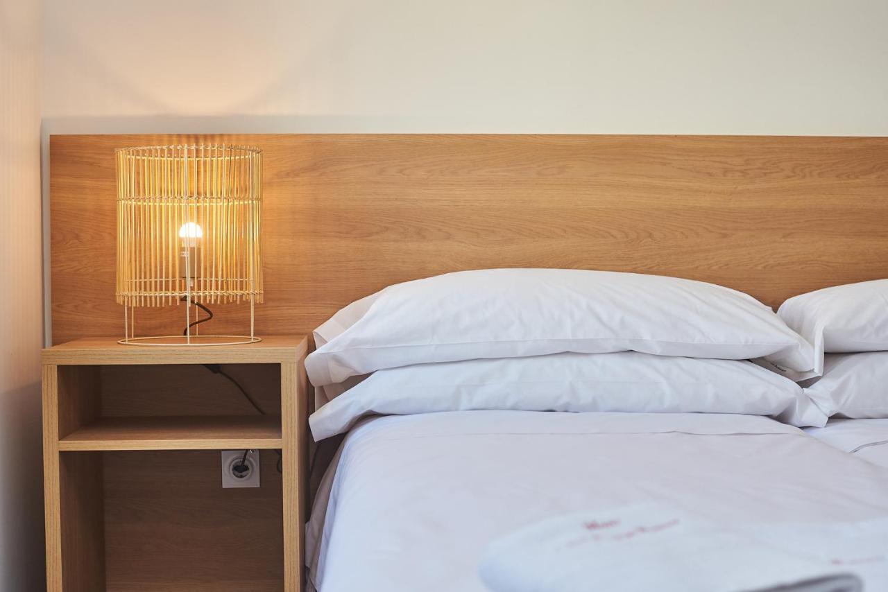 Hotel Casa Palacio Pereros Caces エクステリア 写真